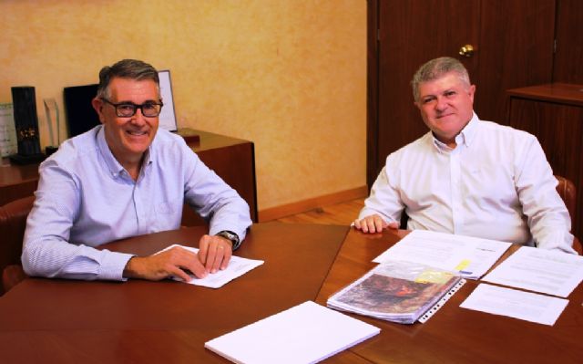 El presidente de la CHS mantiene una primera reunión de trabajo con el alcalde de Calasparra