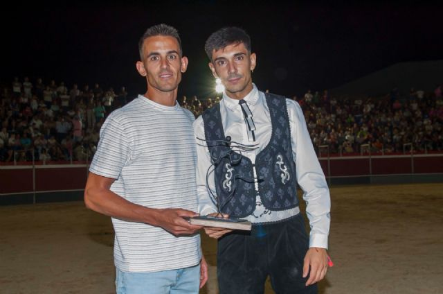 El calasparreño JUAN MARTÍNEZ gana el IV Concurso de Recortadores 'Villa de Calasparra'