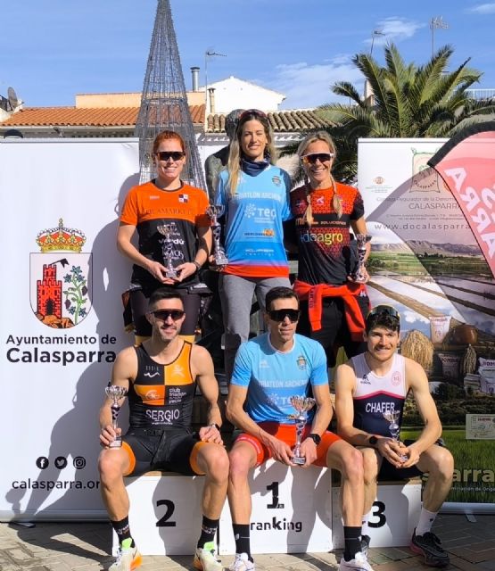 Rafael López y Eva Maza, ambos del Triatlón Archena Sipcam, ganadores del duatlón de Calasparra